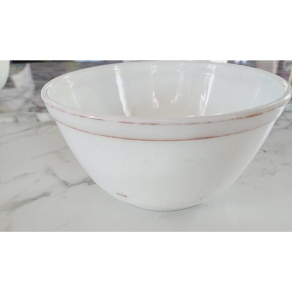 Pyrex Red Vintage 1.5 Qt Mixing Nesting Bowl A-23 Ovenware #402 - Picture 2 of 5